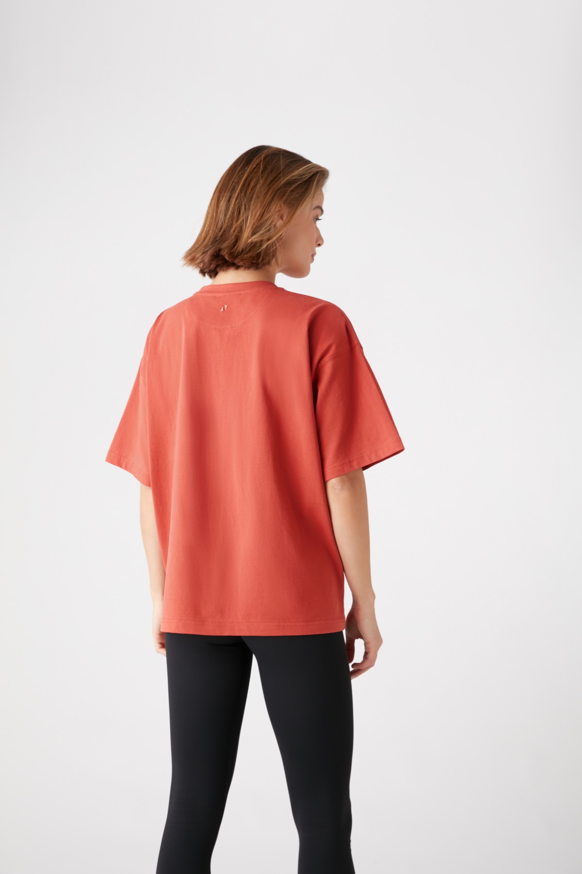 Lavetta tee in Sienna